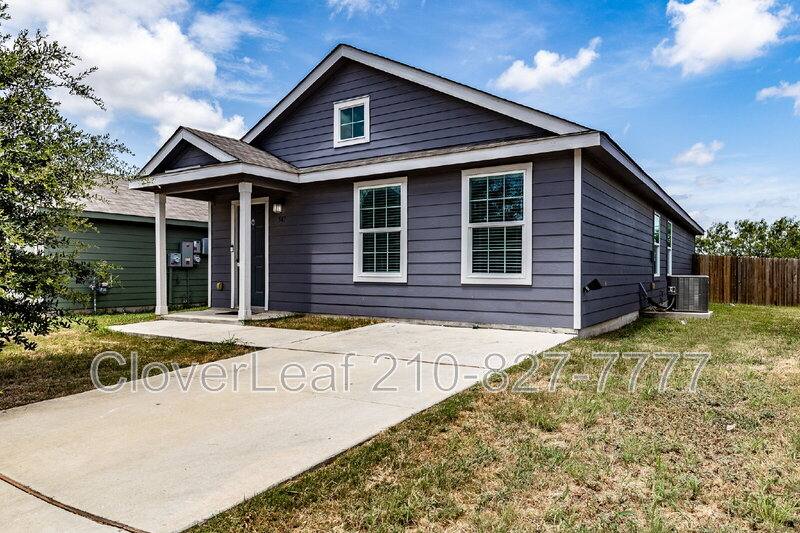 House for rent at 547 Filibuster Trail, San Antonio, TX 78219