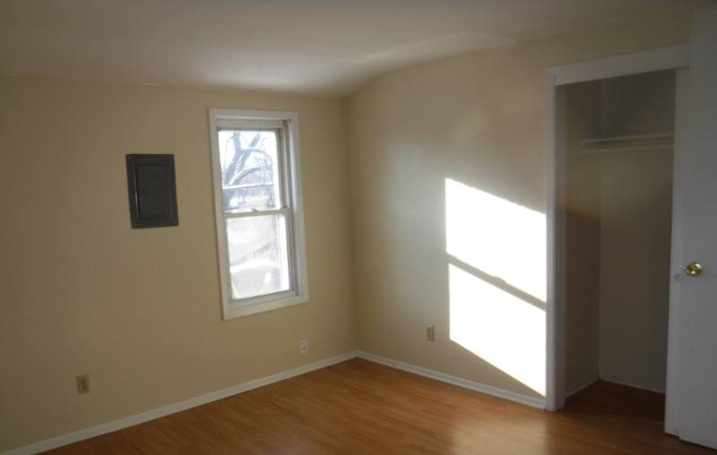 Apartment for rent at 513 N Oak St #1 2, Owatonna, MN 55060