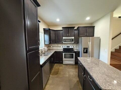 Townhouse for rent at 615 Cooper Square, Cookeville, TN 38506