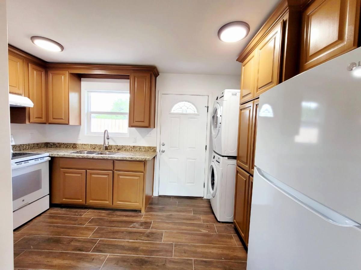 Apartment for rent at 107 Bogamilia St #A, 107-A, Mission, TX 78572