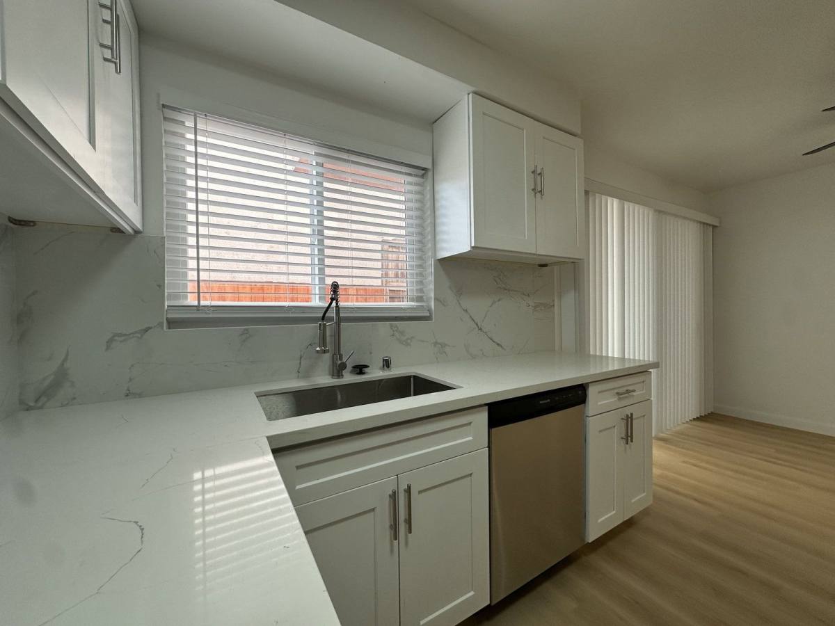 Apartment for rent at 7825 W Manchester Ave #1A, Playa Del Rey, CA 90293