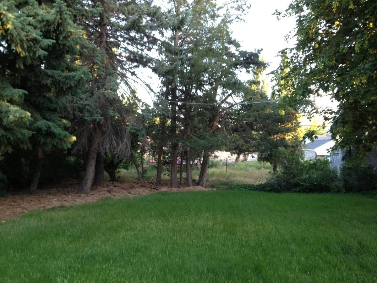 House for rent at 2998 E Louise Ave, Salt Lake City, UT 84109