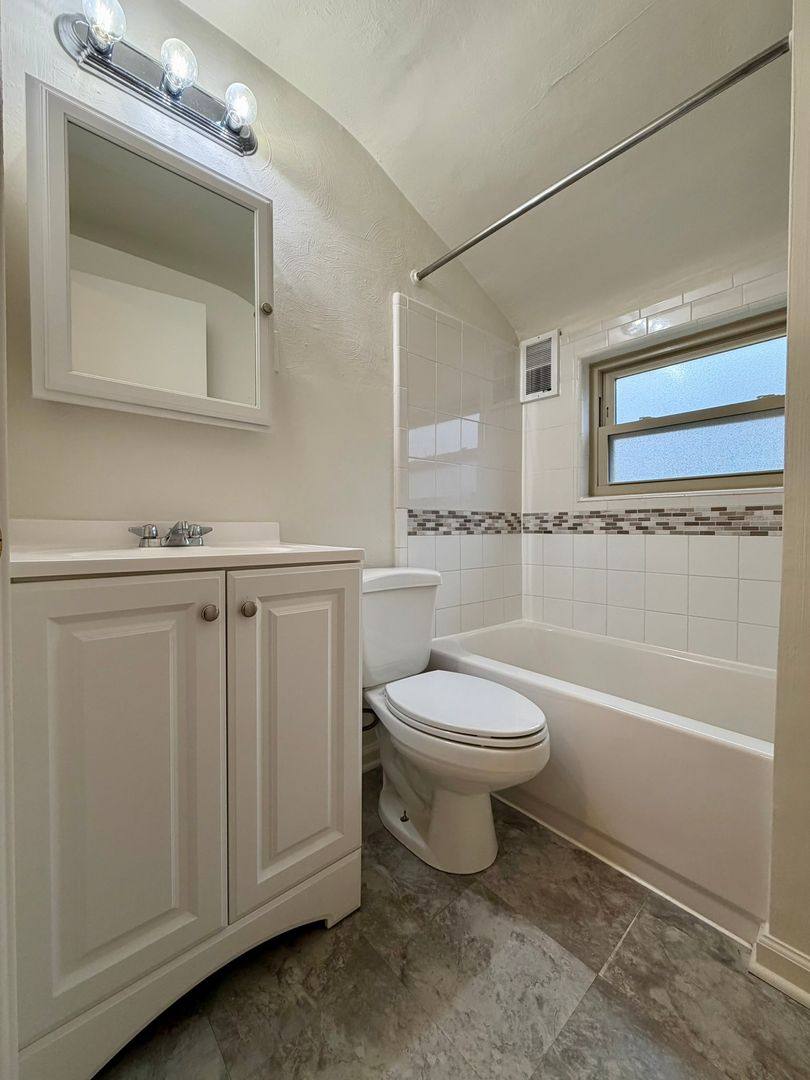 Apartment for rent at 701-707 1st St, Verona, PA 15147