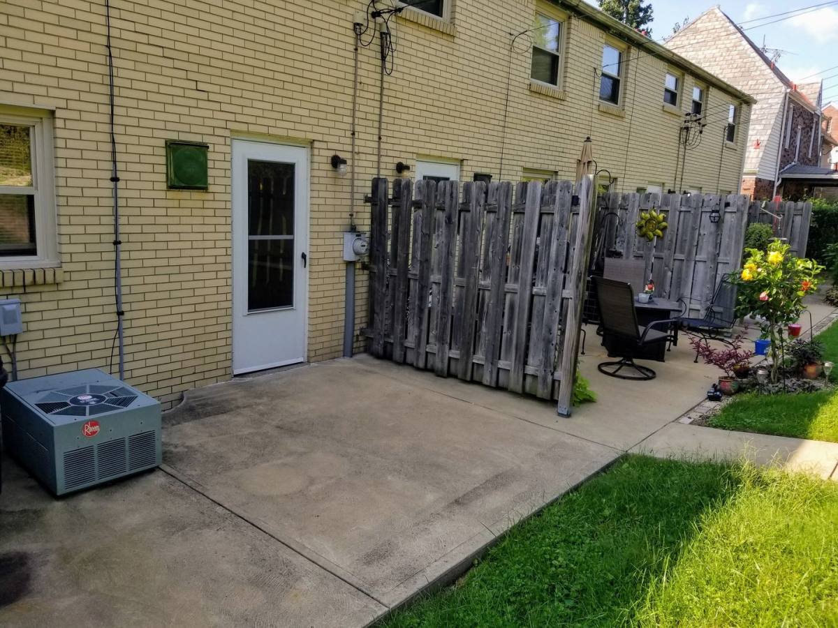Apartment for rent at 701-707 1st St, Verona, PA 15147