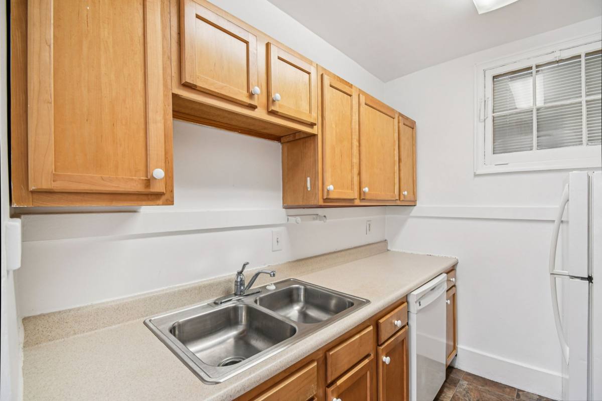 Apartment for rent at Monroe Ave Formerly Rochester City, 1420-1440 Monroe Ave, Rochester, NY 14618