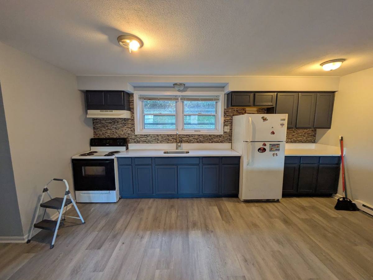 Apartment for rent at Campbell Ave, 998-1006 Campbell Ave, West Haven, CT 06516