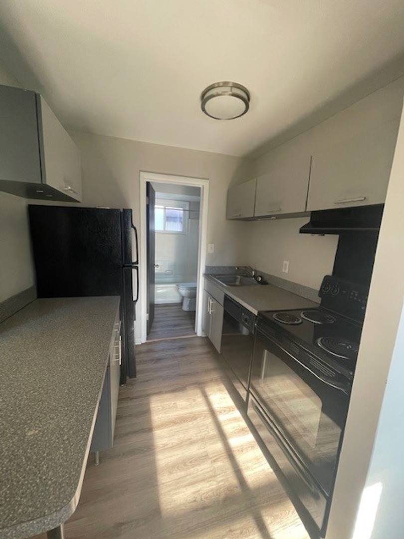 Apartment for rent at 1923 Crooks Rd #4, Royal Oak, MI 48073