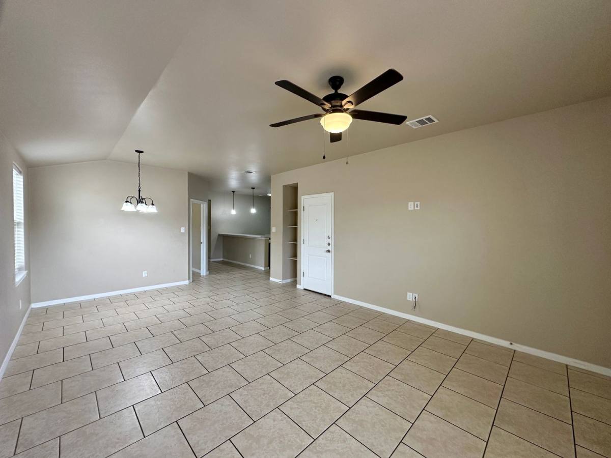 4306 Ivory Lane, Killeen, TX 76549 - Townhouse for Rent - Image 5