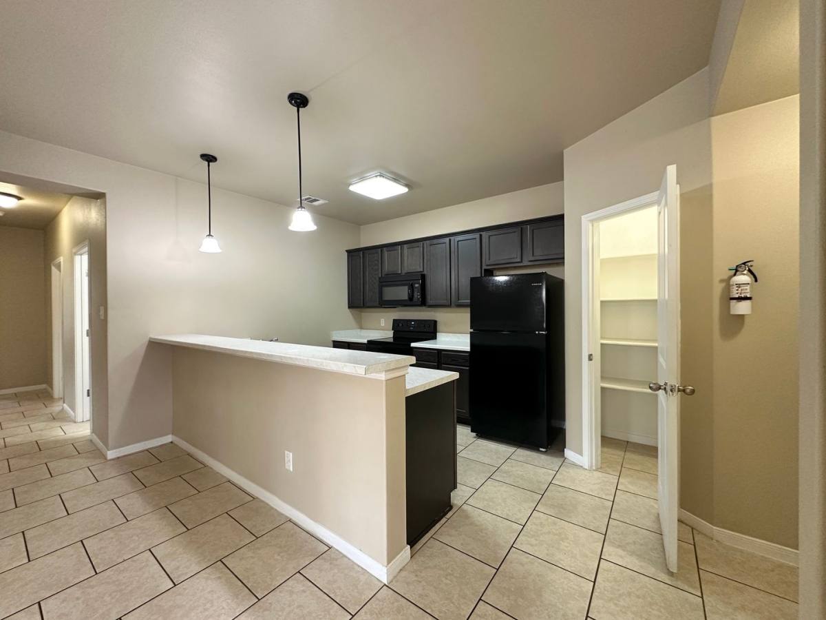 4306 Ivory Lane, Killeen, TX 76549 - Townhouse for Rent - Image 9