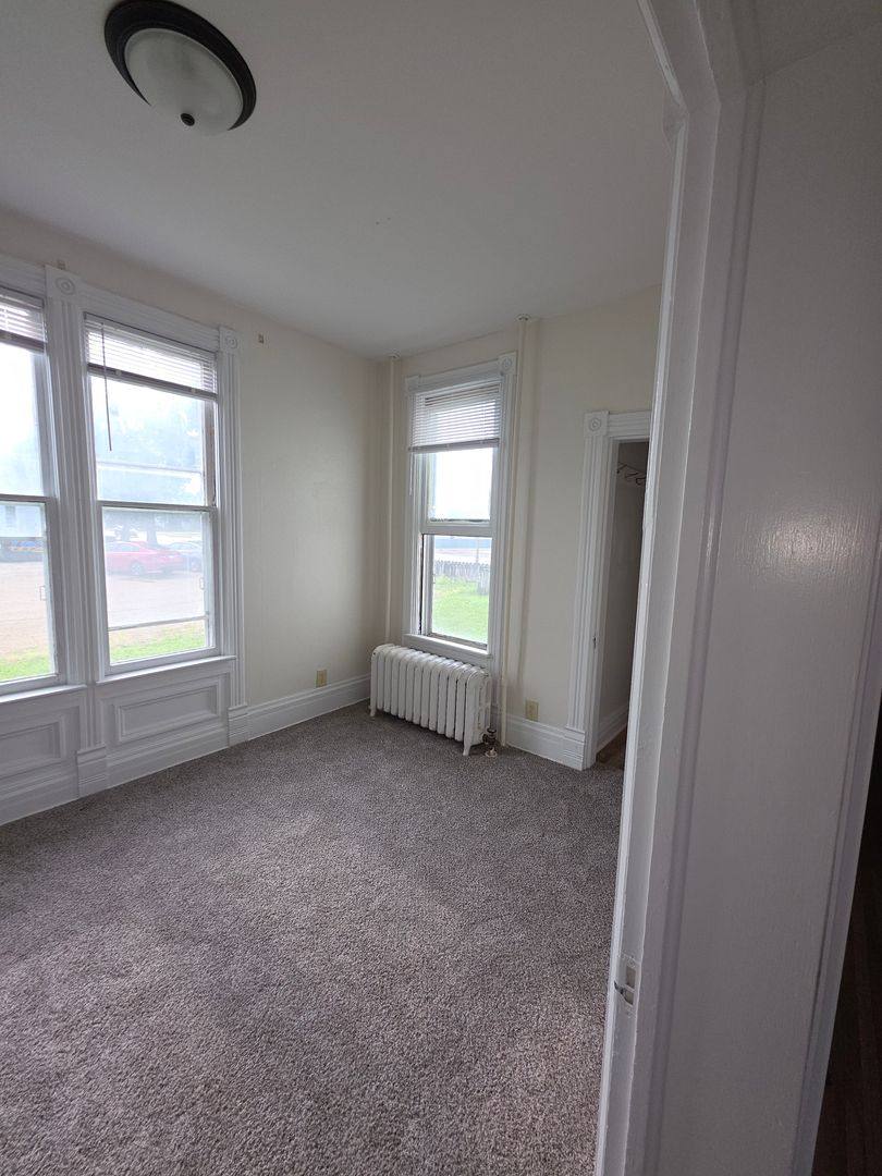 Apartment for rent at 124 E Rose, Owatonna, MN 55060