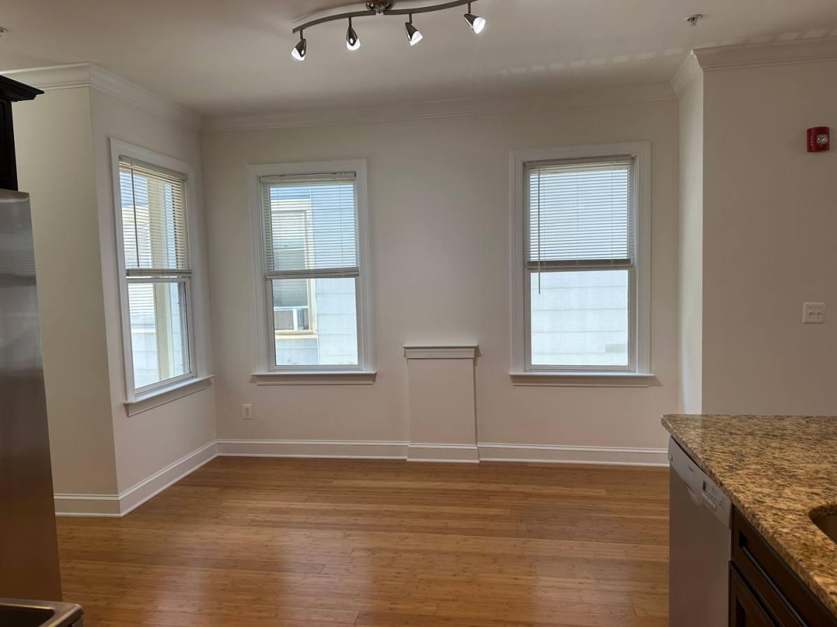 Apartment for rent at 19-21 Randall St, Annapolis, MD 21401