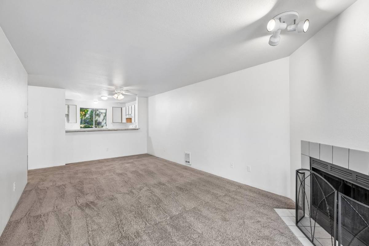 Apartment for rent at 3516 204th St SW #D103, Lynnwood, WA 98036