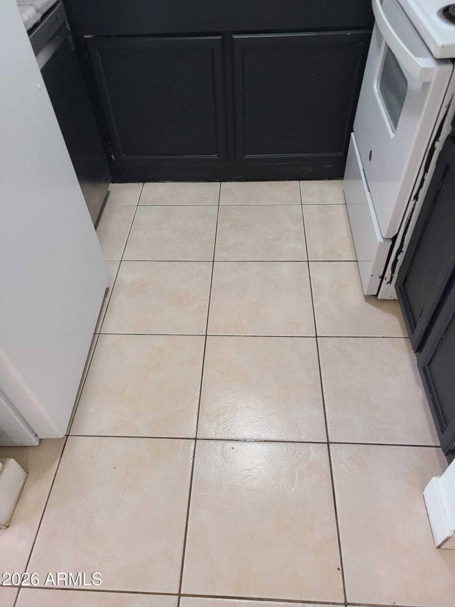 Townhouse for rent at 2674 N 43rd Ave #B, Phoenix, AZ 85009