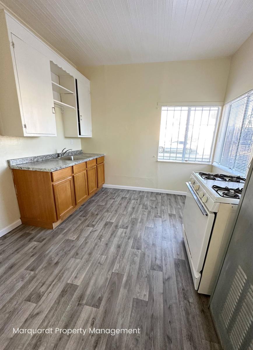 House for rent at 3804 E 12th St #1, Oakland, CA 94601