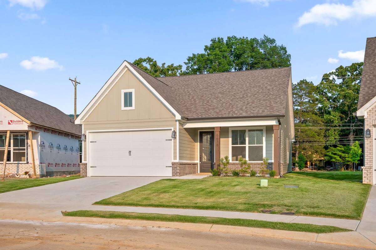 House for rent at 6555 Elizabeth Ann Way, Ooltewah, TN 37363