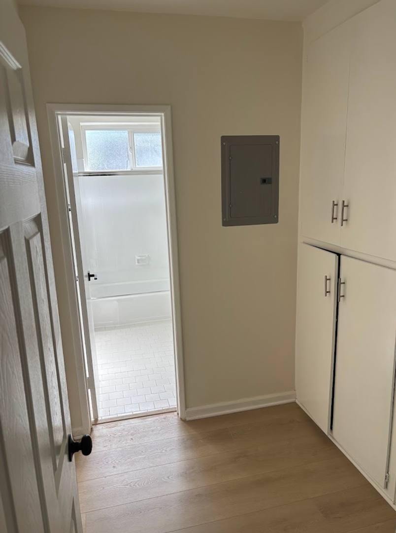 Apartment for rent at 8330 W Manchester Ave, Playa Del Rey, CA 90293
