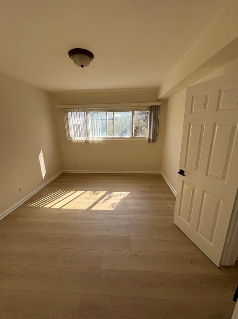 Apartment for rent at 8330 W Manchester Ave, Playa Del Rey, CA 90293