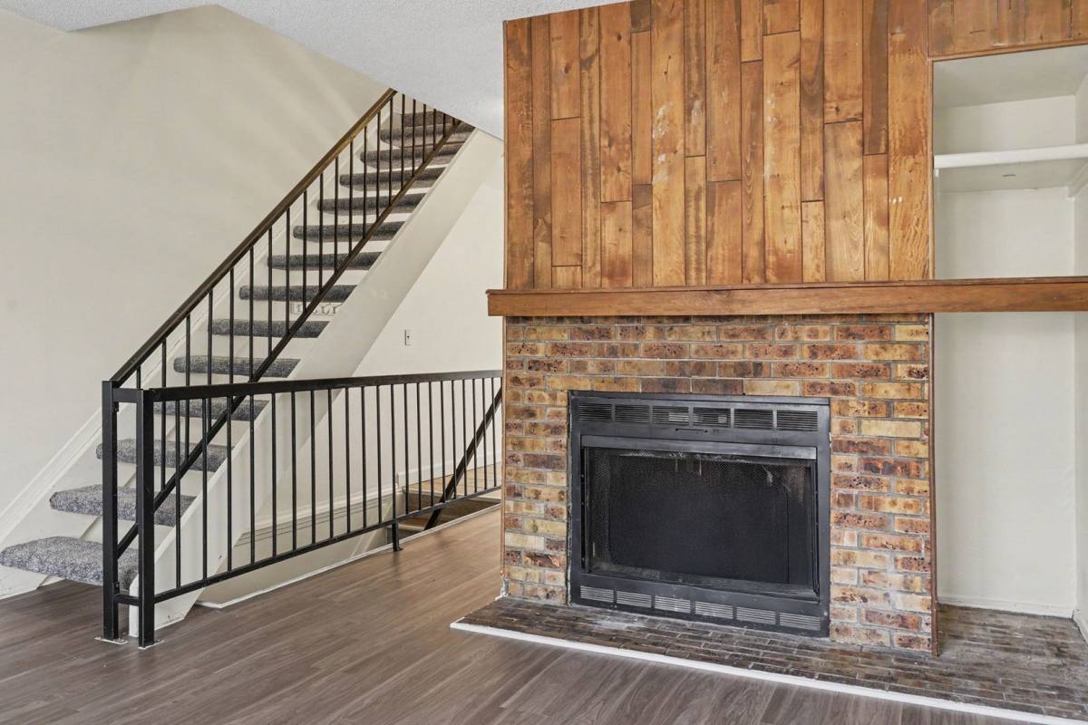 Townhouse for rent at 17649 E Loyola Dr, Aurora, CO 80013