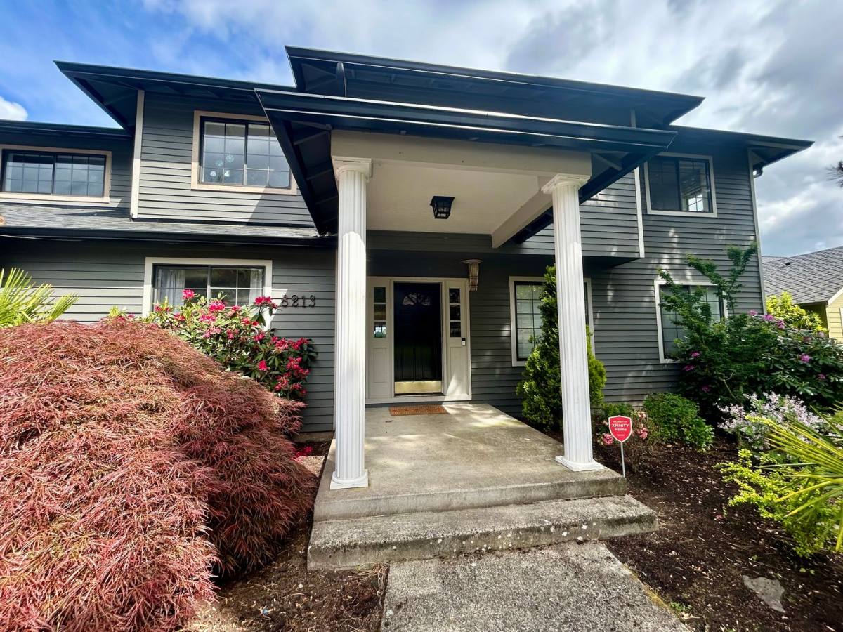 House for rent at 8213 NW 12th Ave, Vancouver, WA 98665