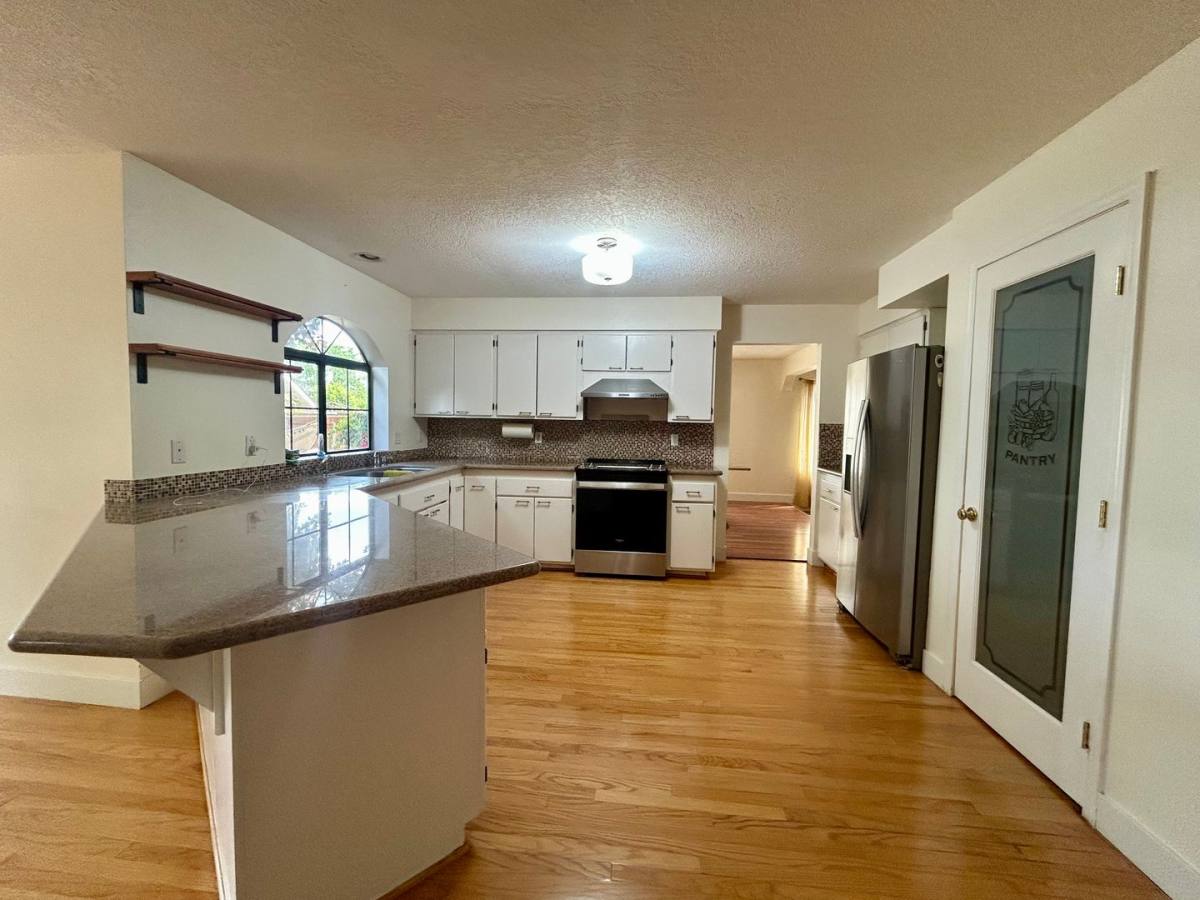 House for rent at 8213 NW 12th Ave, Vancouver, WA 98665
