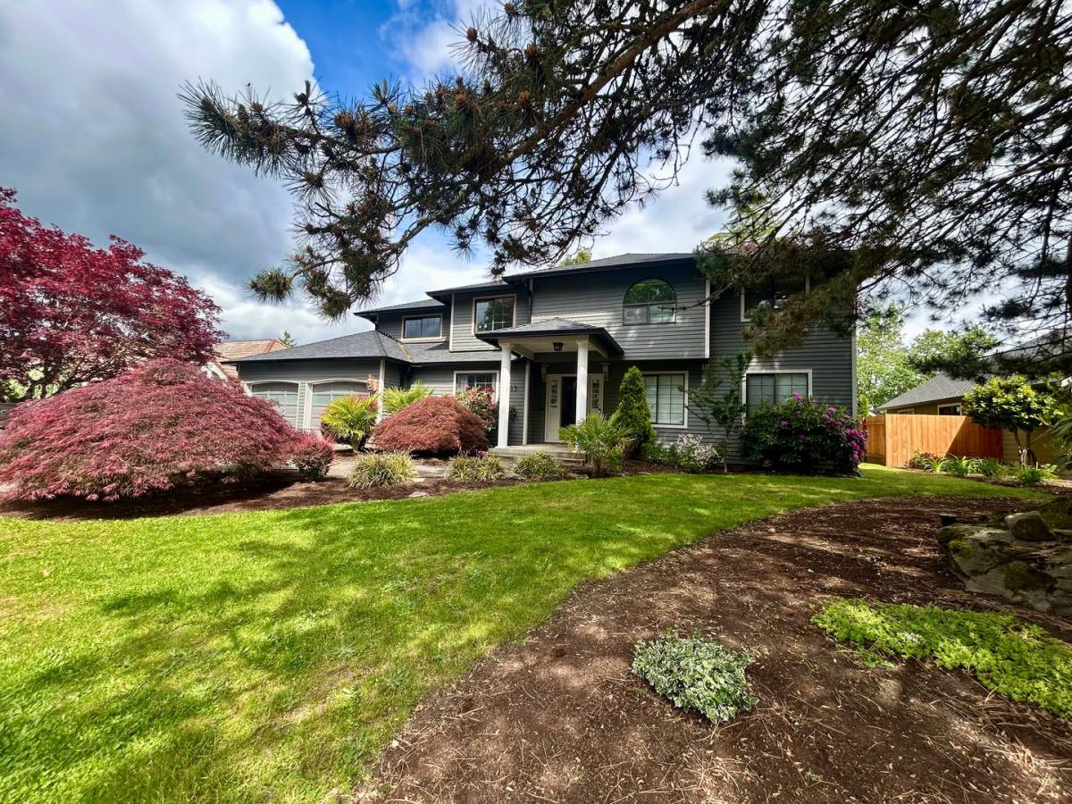 House for rent at 8213 NW 12th Ave, Vancouver, WA 98665
