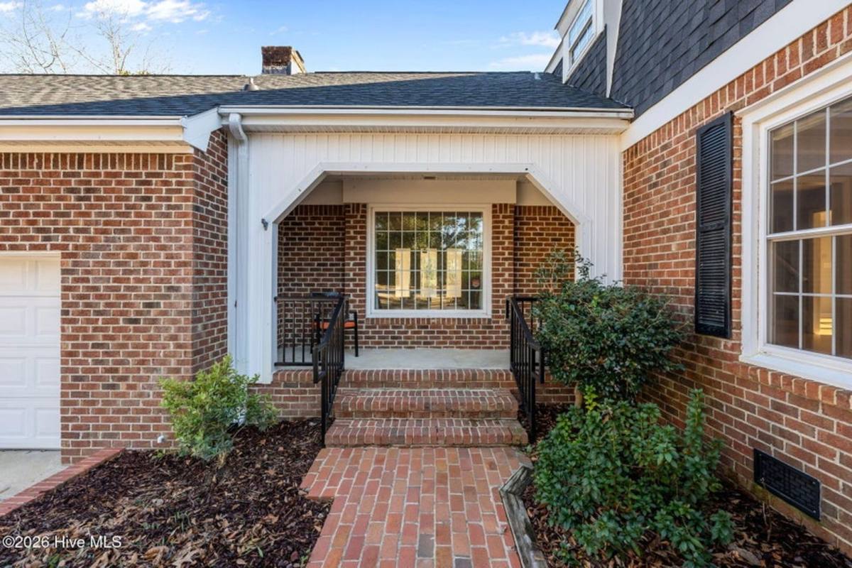 House for rent at 236 Shoreline Dr, New Bern, NC 28562
