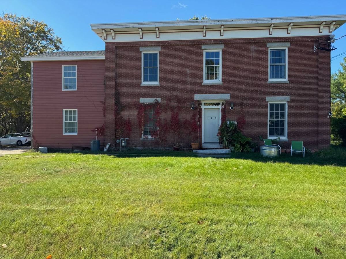 Apartment for rent at 108 Harpswell Rd, Brunswick, ME 04011