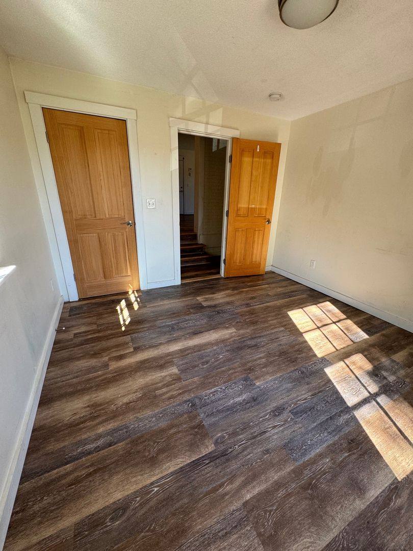 Apartment for rent at 108 Harpswell Rd, Brunswick, ME 04011