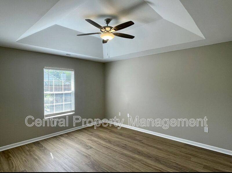 Townhouse for rent at 320 Woodruff Park Lane, Simpsonville, SC 29681