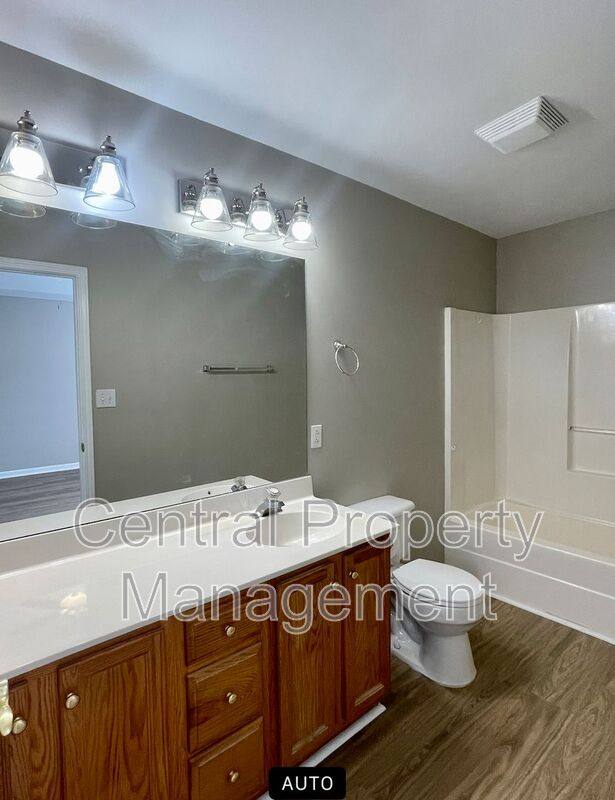 Townhouse for rent at 320 Woodruff Park Lane, Simpsonville, SC 29681