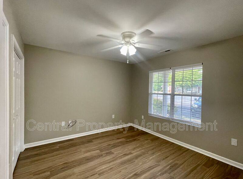 Townhouse for rent at 320 Woodruff Park Lane, Simpsonville, SC 29681