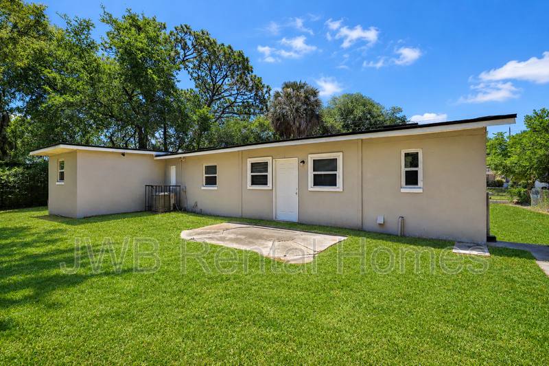House for rent at 31 45th St W, Jacksonville, FL 32208