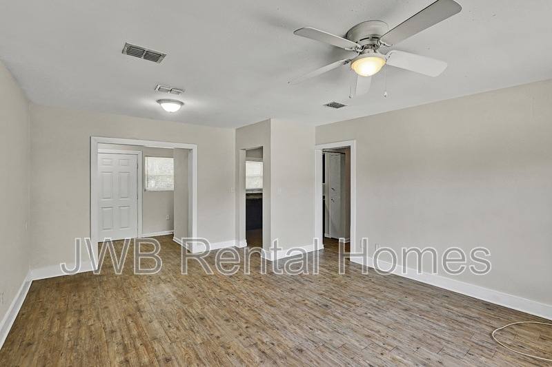 House for rent at 31 45th St W, Jacksonville, FL 32208