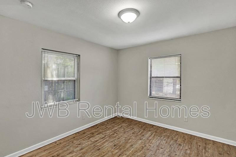 House for rent at 31 45th St W, Jacksonville, FL 32208