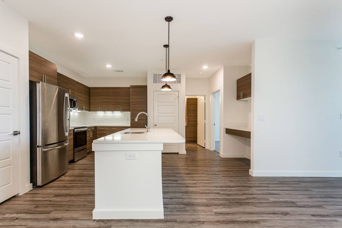 Apartment for rent at 305 Melba St, Dallas, TX 75208