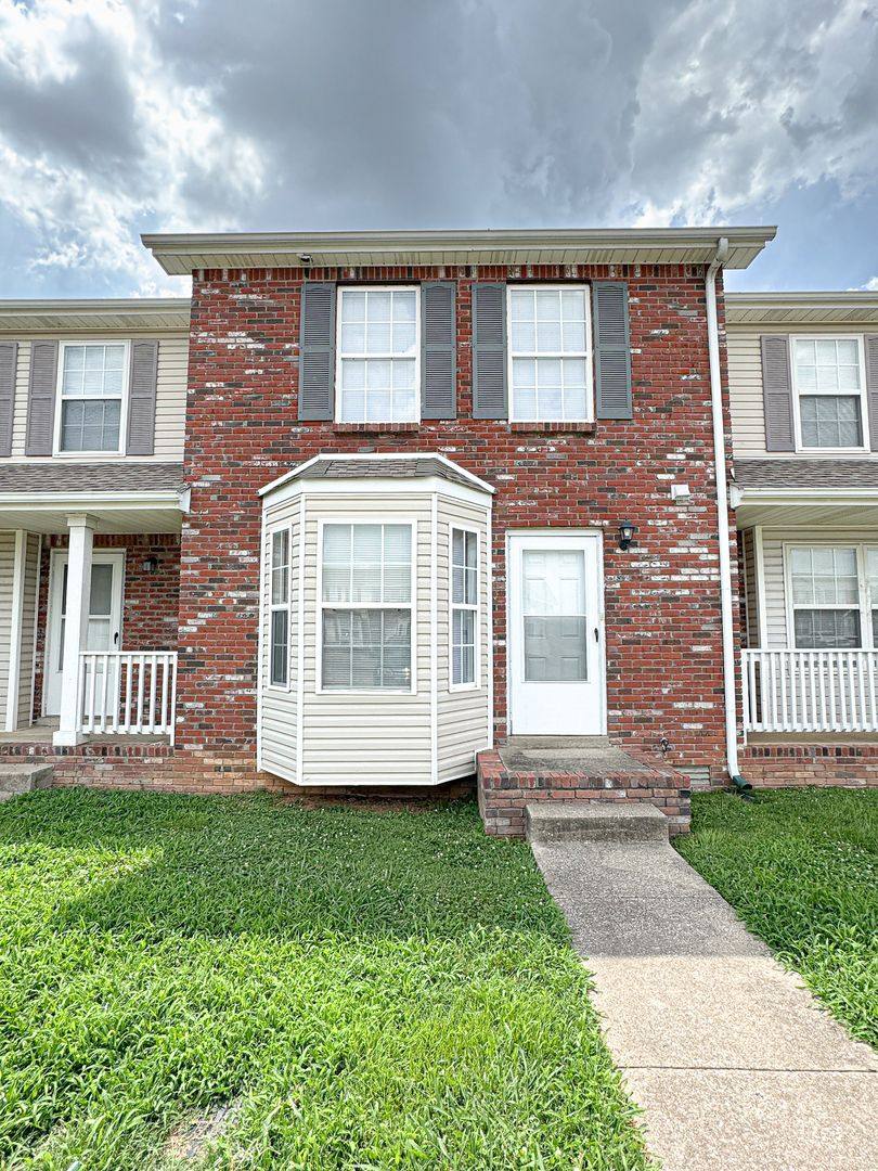 Townhouse for rent at 205 Tree Line Dr, Oak Grove, KY 42262