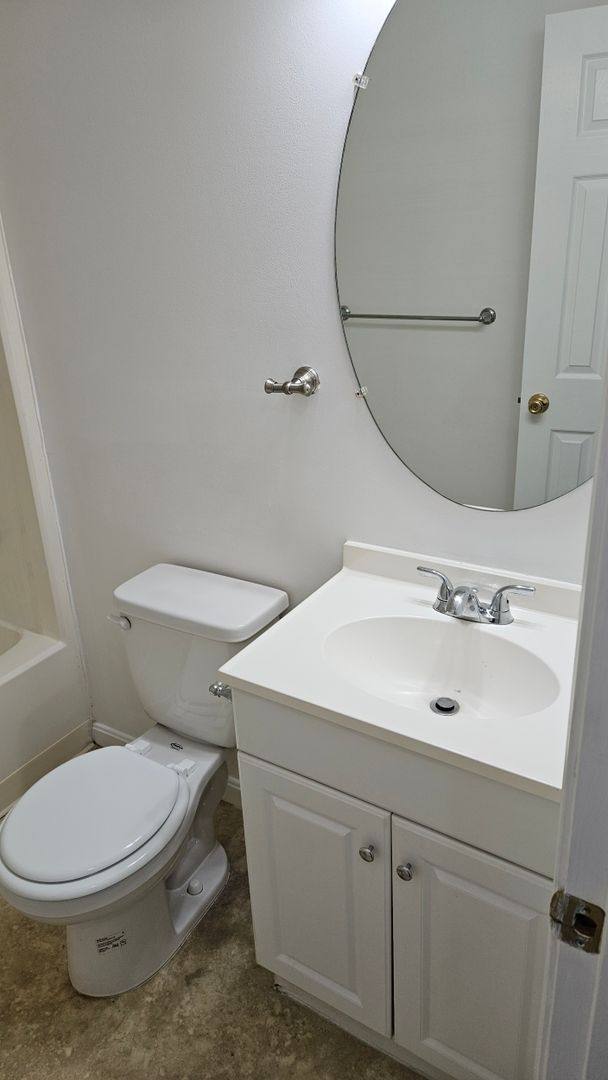 Apartment for rent at 852-854 Pine St, Hagerstown, MD 21740