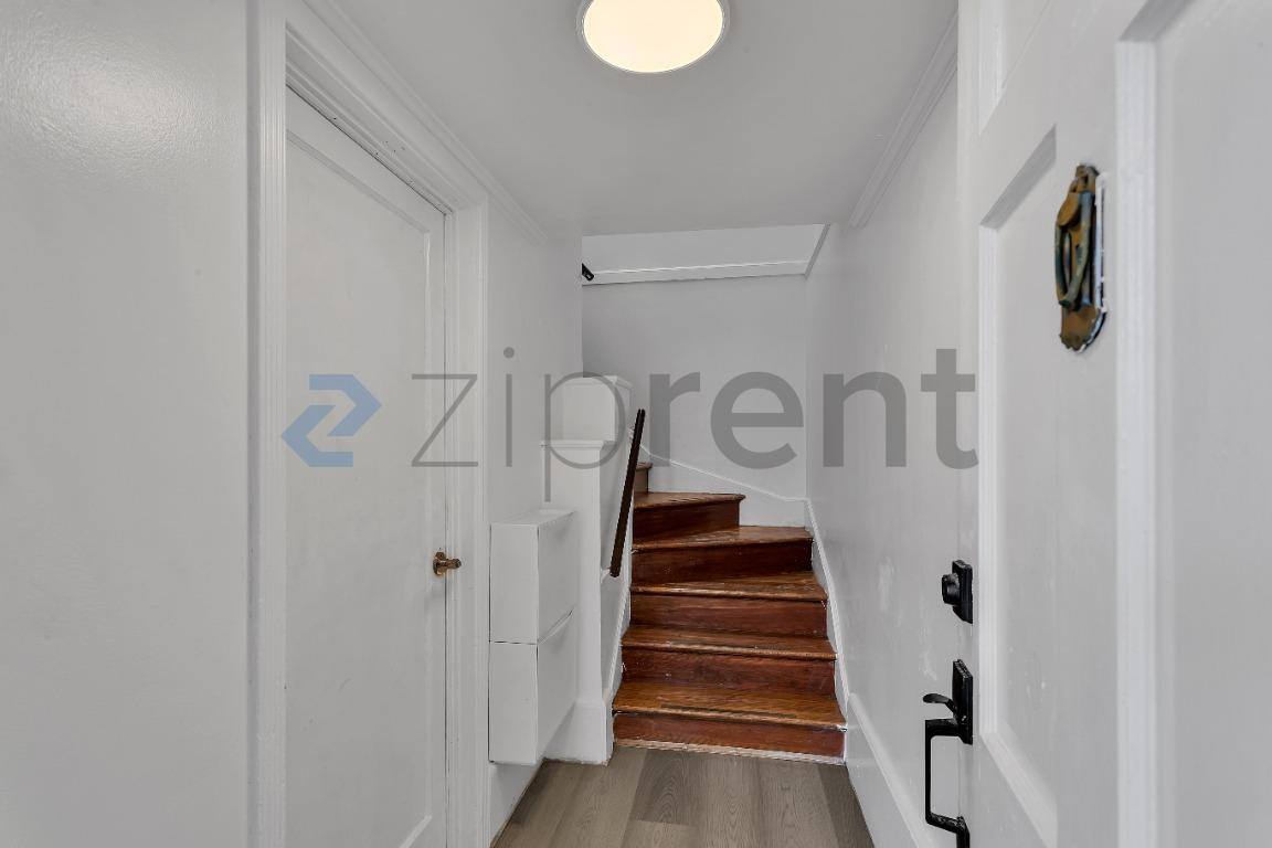 House for rent at 1714 44th Ave, San Francisco, CA 94122