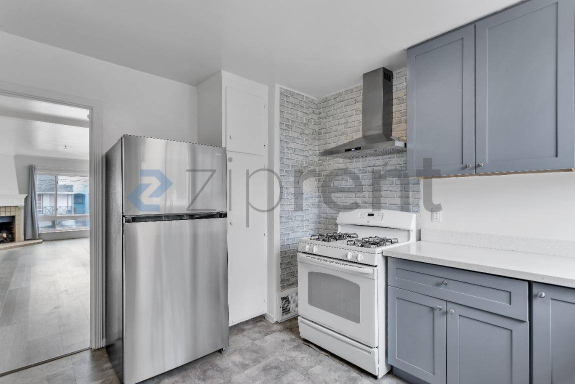 House for rent at 1714 44th Ave, San Francisco, CA 94122