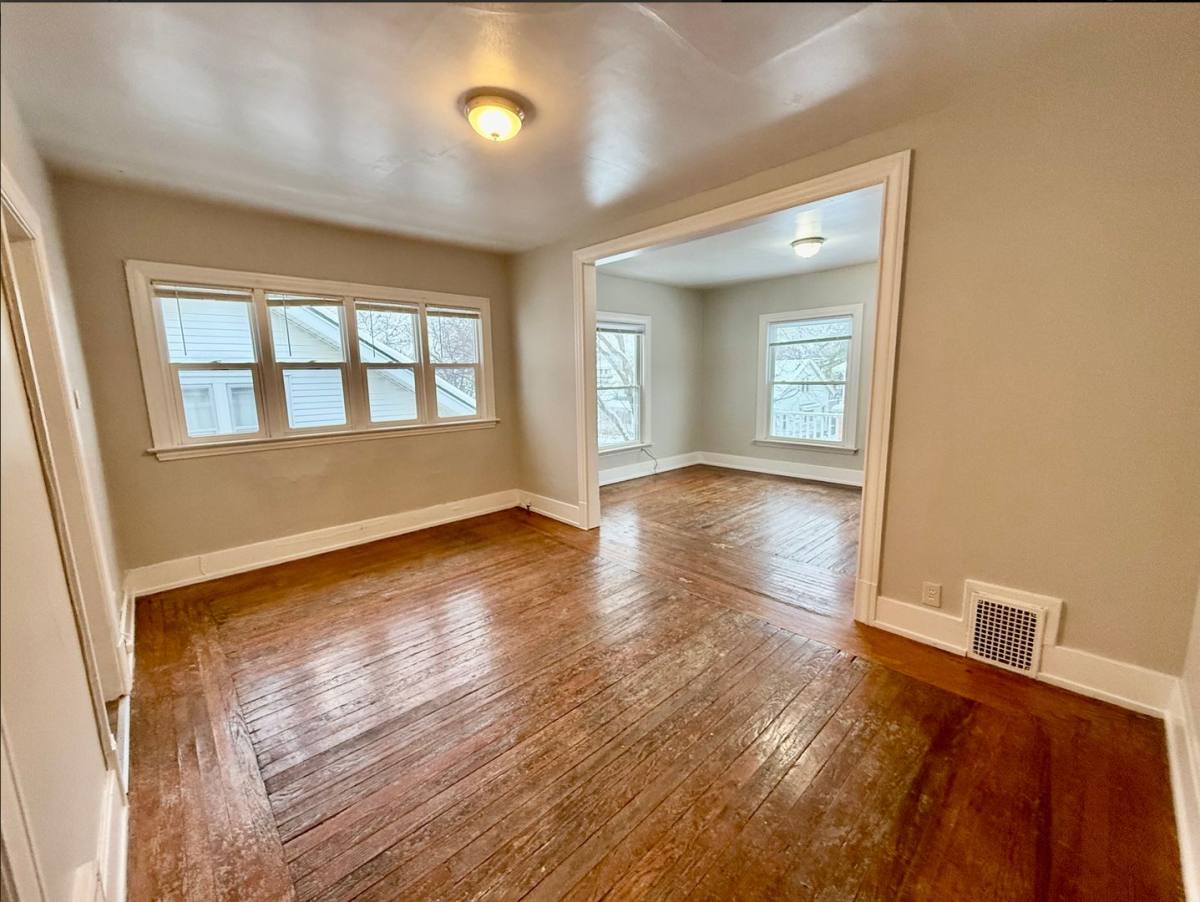 Apartment for rent at 1013 Fremont Ave, Grand Rapids, MI 49504