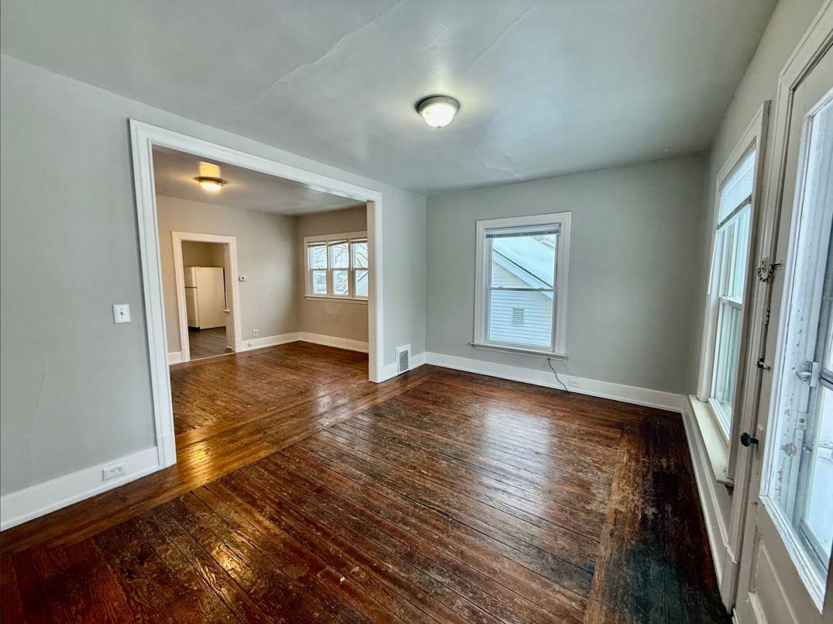 Apartment for rent at 1013 Fremont Ave, Grand Rapids, MI 49504