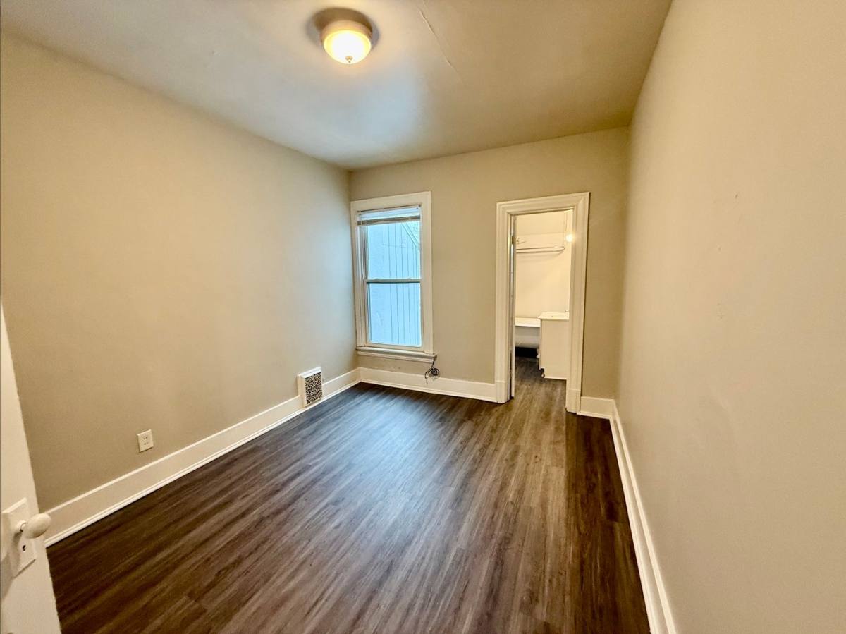 Apartment for rent at 1013 Fremont Ave, Grand Rapids, MI 49504