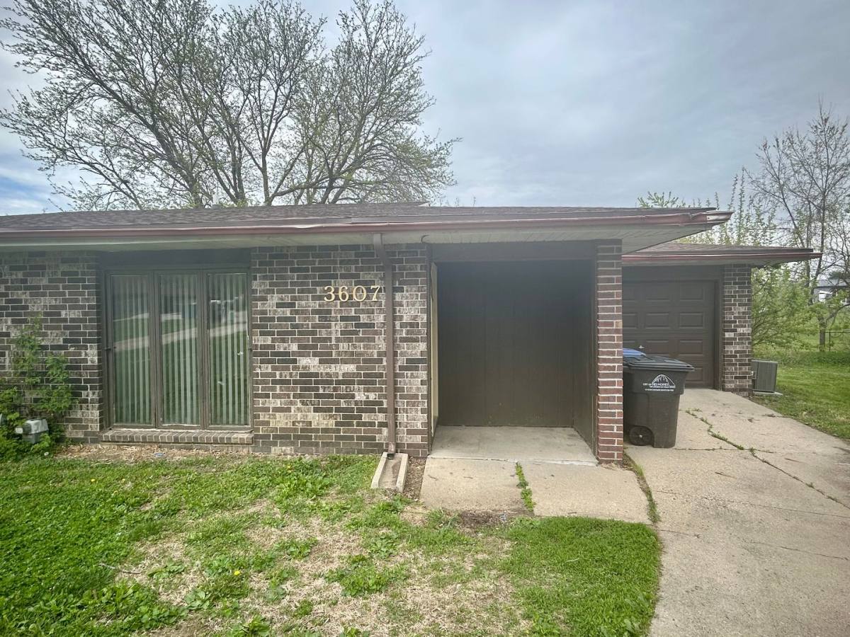 3607 SE 11th St, Des Moines, IA 50315