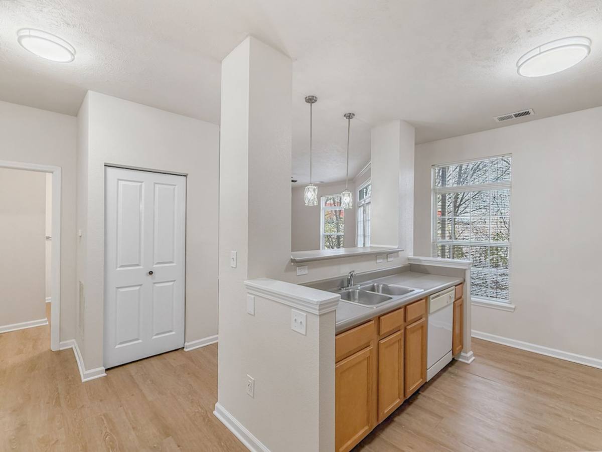 Apartment for rent at 702 Beachfront Dr, Evansville, IN 47715
