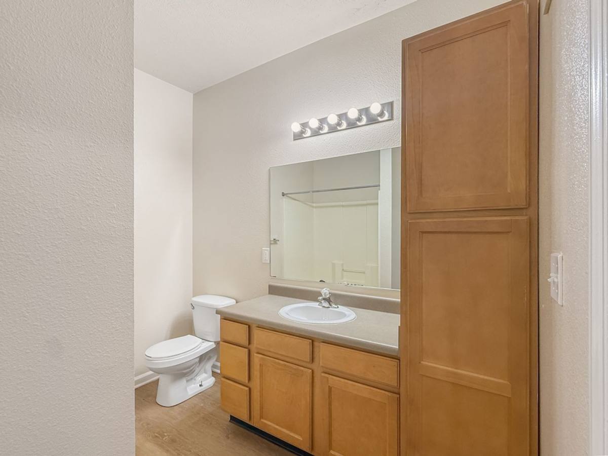 Apartment for rent at 702 Beachfront Dr, Evansville, IN 47715