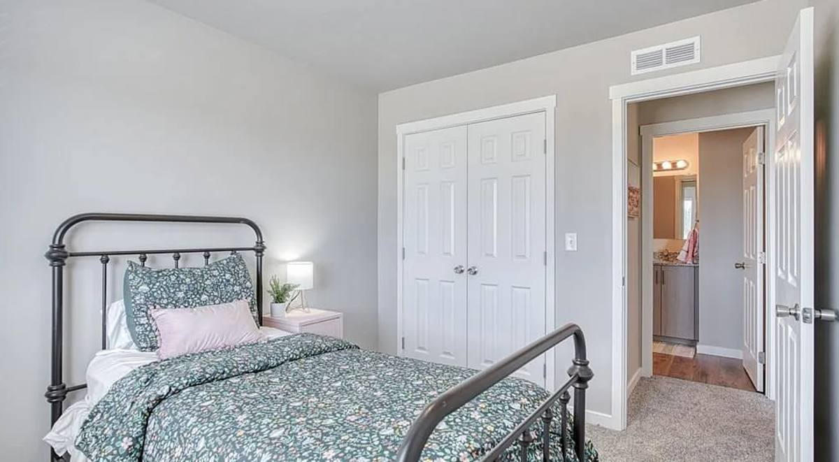 Townhouse for rent at 2015 Lawrence Lane, Blackfoot, ID 83221