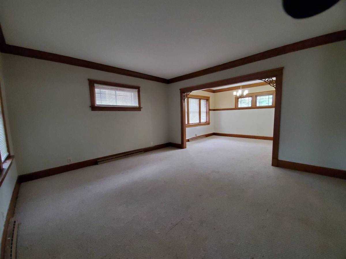House for rent at 2423 20th St, Racine, WI 53403