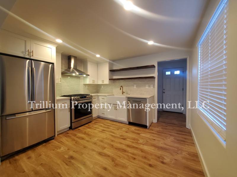House for rent at 4835 N Willamette Blvd, Portland, OR 97203