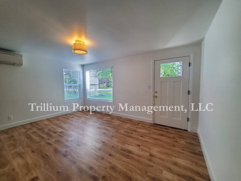 House for rent at 4835 N Willamette Blvd, Portland, OR 97203