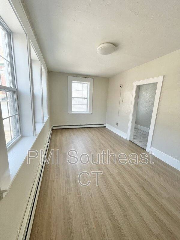 Apartment for rent at 92 Truman St #2, New London, CT 06320